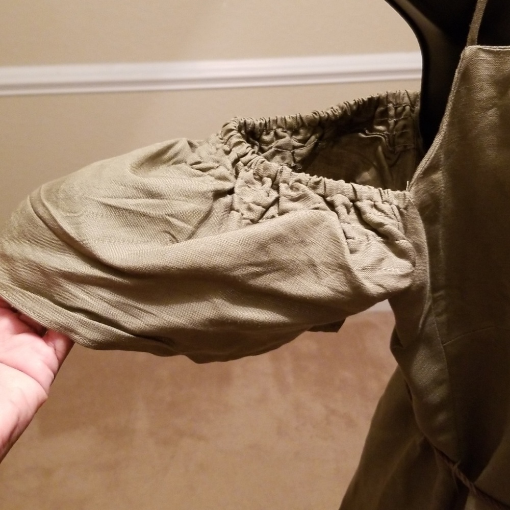 Jumpsuit - Picture 2 of 8